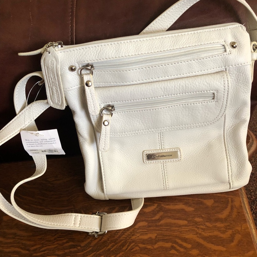 Croft & Barrow White Genuine Leather Purse 🌼